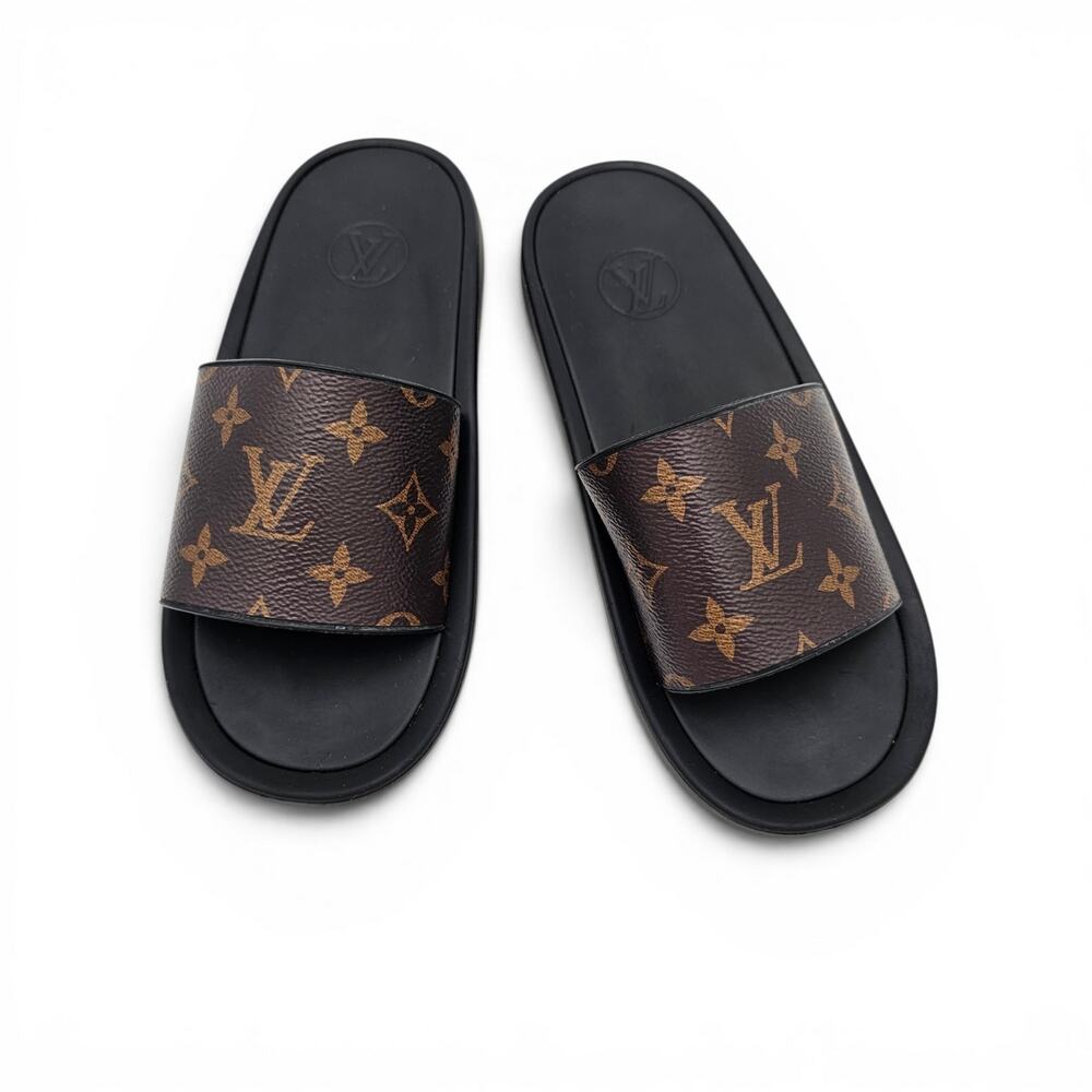 Louis Vuitton Sunbath Slide Sandal Flat Gold Brown Monogram Canvas Size 37 US 7